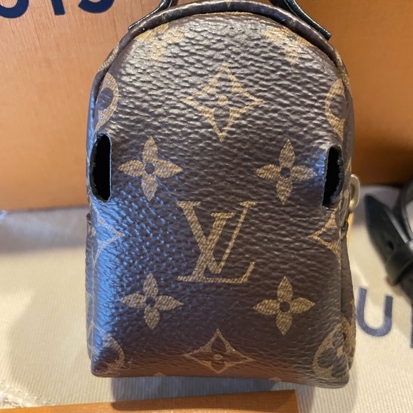 Authentic Louis Vuitton Party Palm Springs Bracelet (Authenticity Provided) - Picture 4 of 8